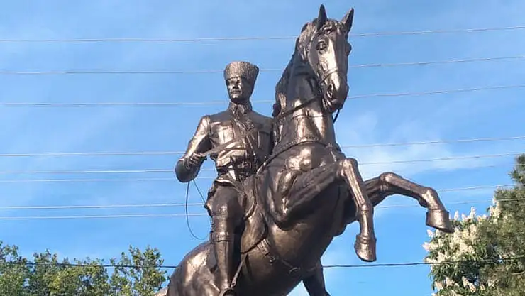 Atatürk'ün İsrail'de Heykeli Var mı? İşte Atatürk'ün Heykeli Bulunan Ülkeler!