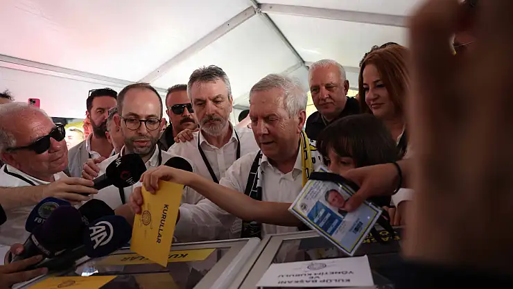 Aziz Yıldırım Oyunu Kullandı