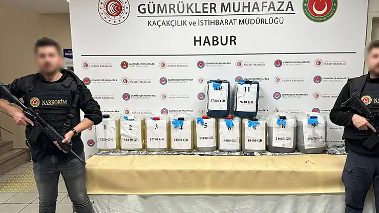 Bakan Bolat: Habur'daki TIR'da 202 kilo metamfetamin ele geçirildi