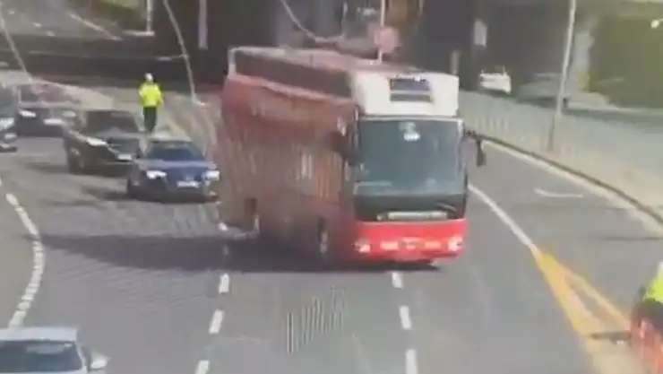 Bakan Yerlikaya'dan CHP Otobüsü Açıklaması: 'Suç duyurusunda bulunuldu'