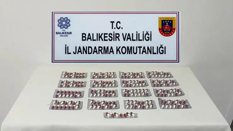 Balıkesir'de Uyuşturucu Operasyonu  4 Gözaltı