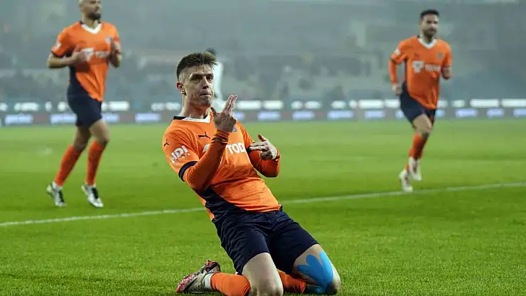 Başakşehir'den Samsunspor'a Farklı Tarife: 4-0