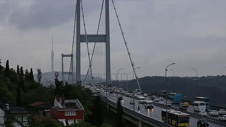 Bayram Tatili'nde Ücretsiz Olacak Köprü, Otoyol ve Toplu Taşıma Araçları Açıklandı