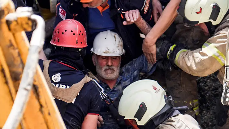 Bayrampaşa'da göçük altında kalan işçi sağ olarak kurtarıldı
