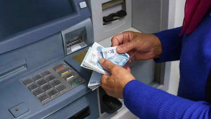 Bazı bankaların ATM'lerdeki günlük çekim limiti 20.000 TL'ye yükseldi