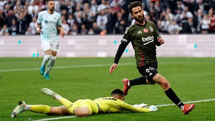 Beşiktaş, Adana Demirspor'u 4 Golle Geçti!