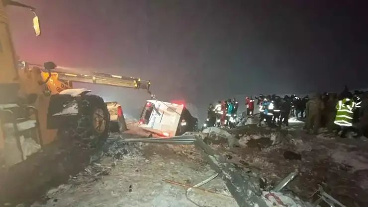 Bingöl'de yolcu otobüsü devrildi: 5 ölü, 31 yaralı