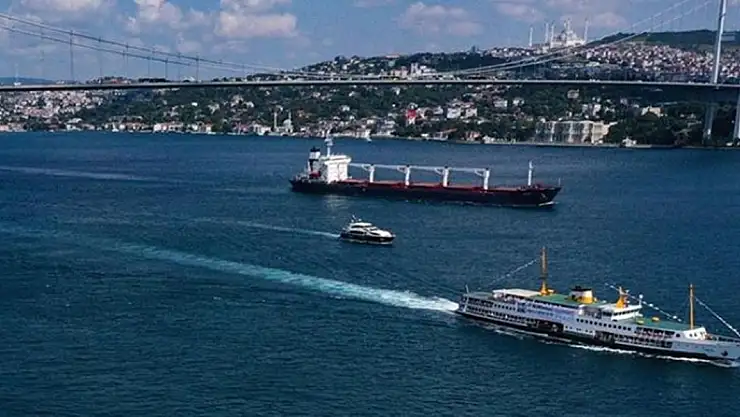 Boğazda denize düşen Kaptan öldü