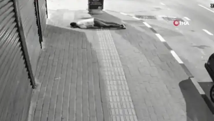 Bursa dehşet: Kalabalığa dalıp başından vurdu
