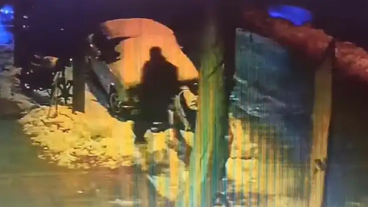 Cadde Ortasında Silahlı Kavga! O Anlar Kamerada