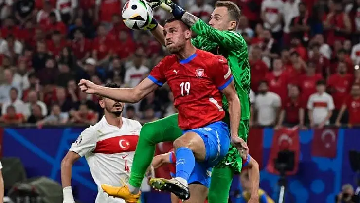 Çekya'nın Attığı Golde Faul Var mı?