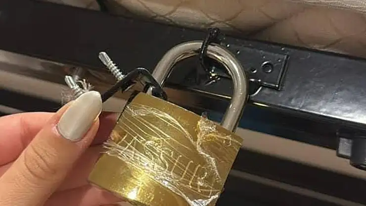 Cevizlibağ KYK kız yurdunda skandal görüntüler: Öğrencilerin eşyaları çalındı!