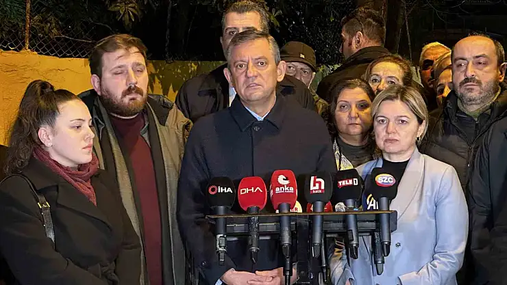 CHP Genel Başkanı Özel: 'Rıza Başkanımızın Tutuklanması Hepimizi Derinden Üzdü, Sarstı'