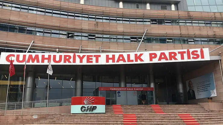 CHP'den Belediyelere: Kayırmacılık, Şatafat ve İsrafla Mücadele Genelgesi