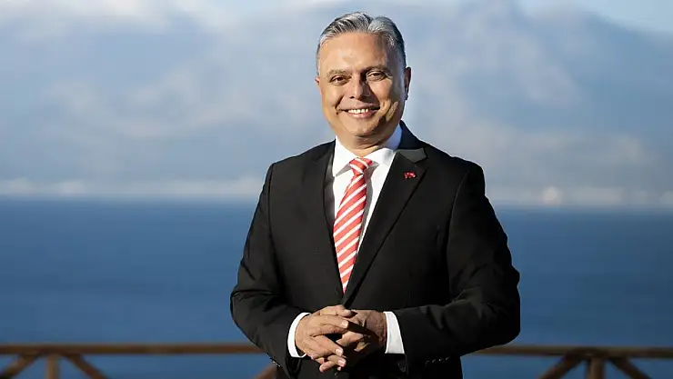 CHP'li Uysal, genel başkan adaylığından çekildi