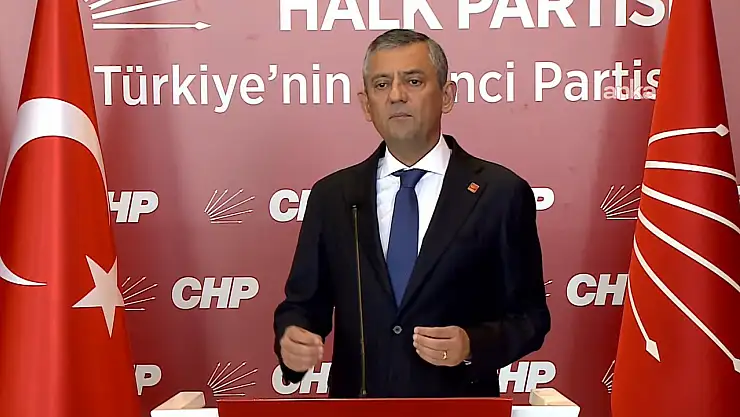 CHP Lideri Özel: 'Emekliye vermiş olduğu zamla bir tas mercimek çorbası içilemiyor'