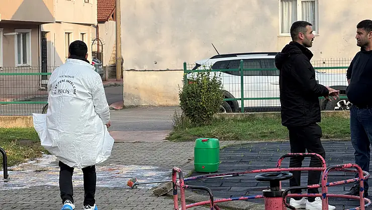 Çocuk Parkında Gergin Anlar! Başından Vurulmuş Halde Bulundu