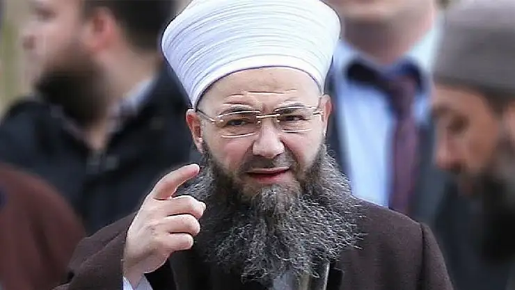 Cübbeli Ahmet Hoca Neden Hastahaneye Kaldırıldı?