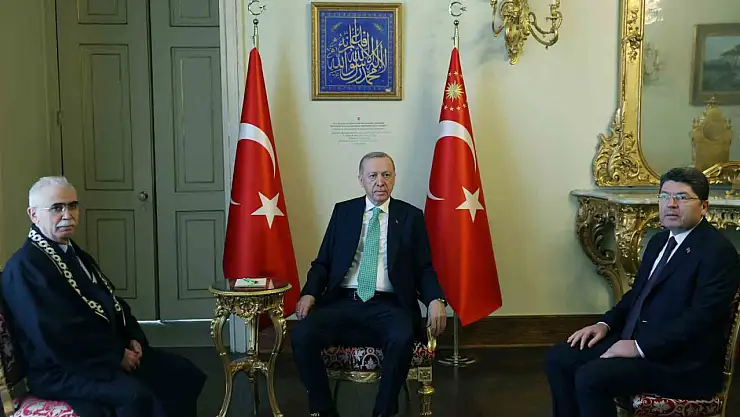 Cumhurbaşkanı Erdoğan, Anayasa Mahkemesi Başkanı Özkaya'yı Kabul Etti