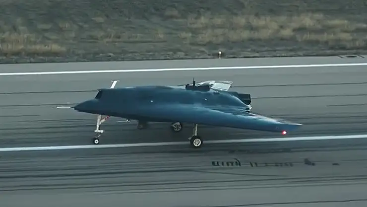 Cumhurbaşkanı Erdoğan, ANKA-3'ün ilk kez uçtuğu görüntüleri paylaştı