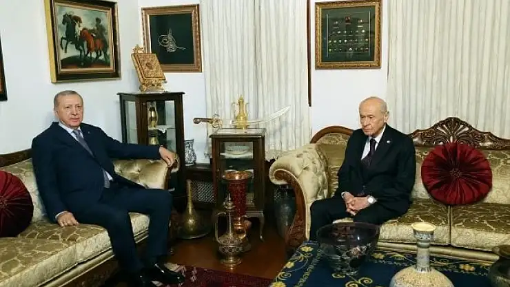 Cumhurbaşkanı Erdoğan Bahçeli'yi Konutunda Ziyaret Etti