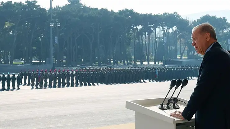 Cumhurbaşkanı Erdoğan Bakü'de 8 Kasım Zafer Günü Töreni'nde Konuştu