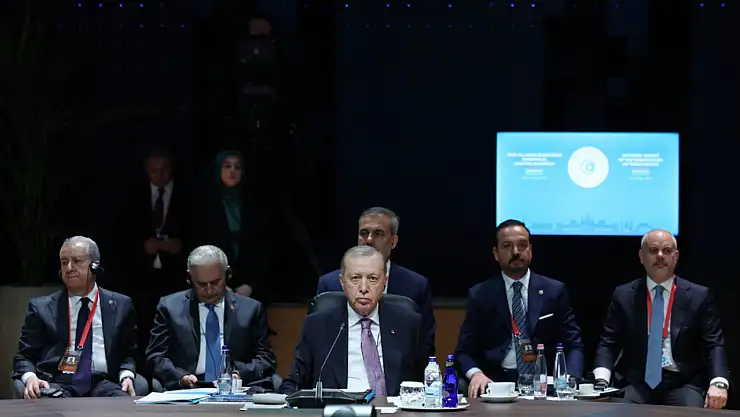 Cumhurbaşkanı Erdoğan'dan Türk Devletleri Teşkilatı Zirvesi'nde KKTC için çağrıda bulundu