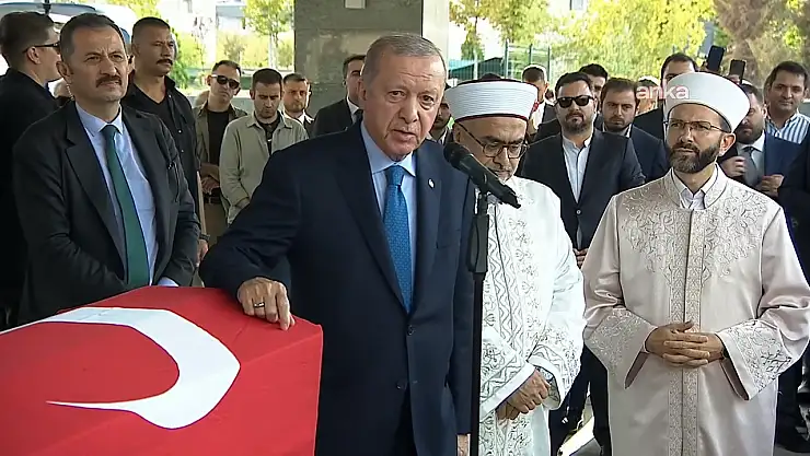 Cumhurbaşkanı Erdoğan, Hamdi Kılıç İçin Düzenlenen Cenaze Törenine Katıldı