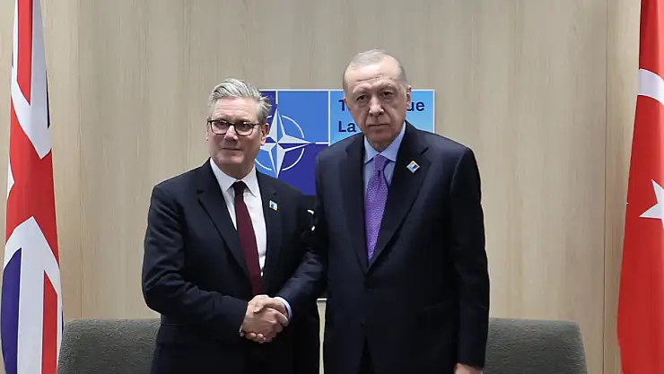 Cumhurbaşkanı Erdoğan, İngiltere Başbakanı Starmer ile görüştü