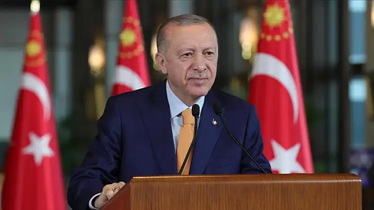 Cumhurbaşkanı Erdoğan, İran Cumhurbaşkanı Pezeşkiyan ile Görüştü