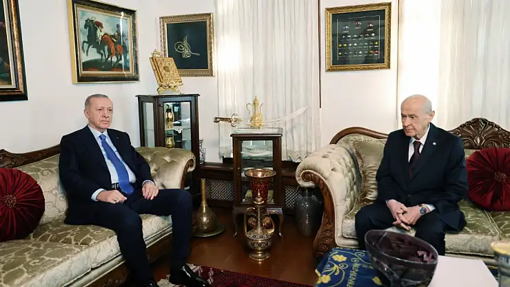 Cumhurbaşkanı Erdoğan, MHP Lideri Bahçeli'yi Evinde Ziyaret Etti