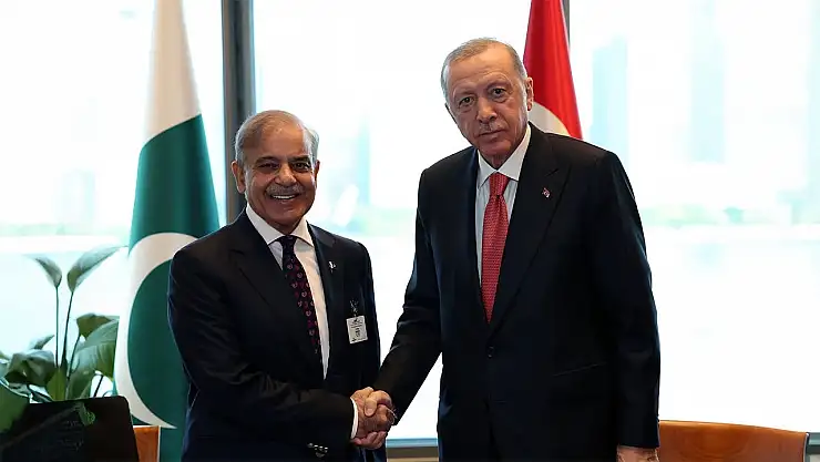 Cumhurbaşkanı Erdoğan, Pakistan Başbakanı Şerif ile görüştü