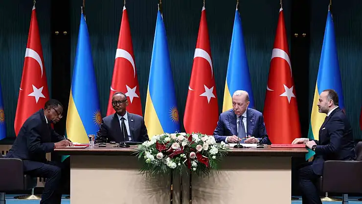 Cumhurbaşkanı Erdoğan: 'Ruanda-Kongo Demokratik Cumhuriyeti arasındaki ihtilafın çözümünde her türlü desteği vermeye hazırız'