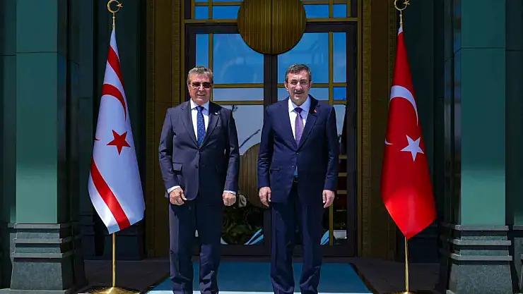 Cumhurbaşkanı Yardımcısı Yılmaz, KKTC Başbakanı Üstel ile görüştü