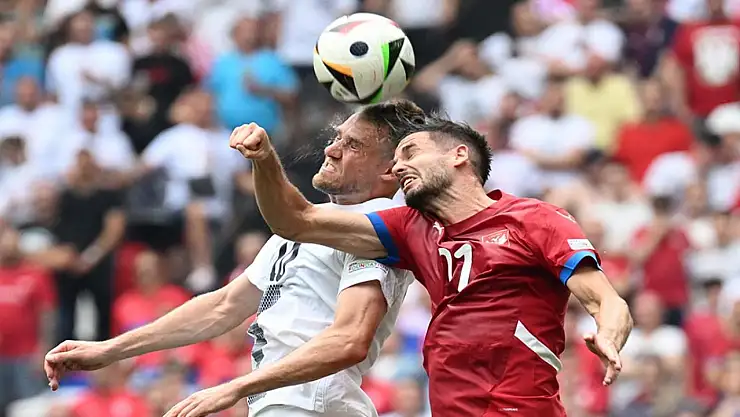 Danimarka ve İngiltere Son 16'ya Yükseldi!