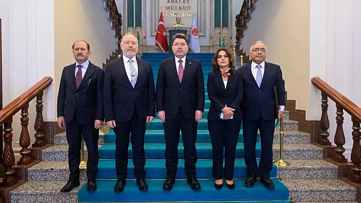 DEM Parti'den Adalet Bakanlığı'na ziyaret