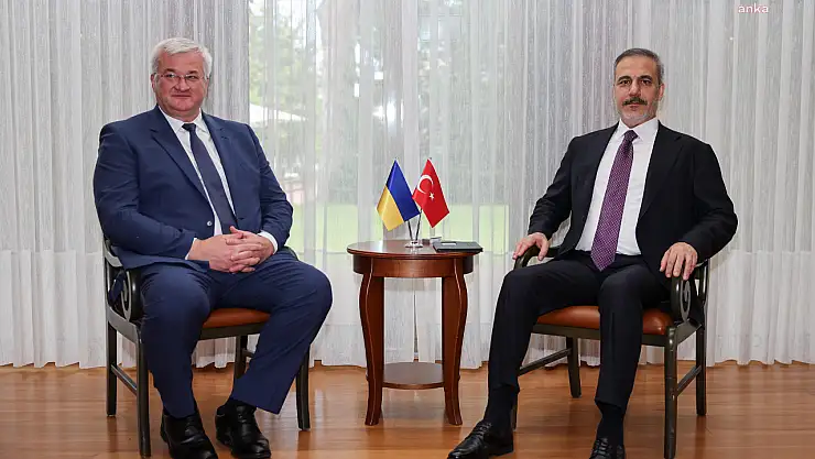 Dışişleri Bakanı Fidan, Ukrayna Dışişleri Bakanı Sibiha ile Antalya'da bir araya geldi