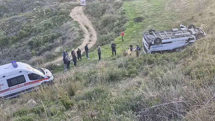 Diyaliz servisi uçuruma yuvarlandı 1 ölü