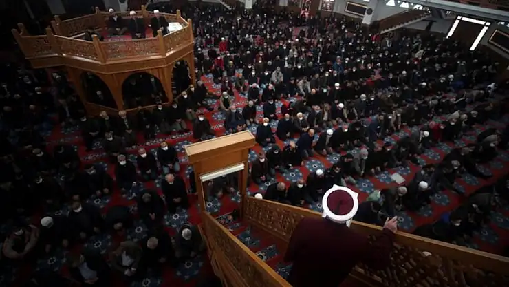 Diyanet'ten 'Vefa İmandandır' hutbesi!