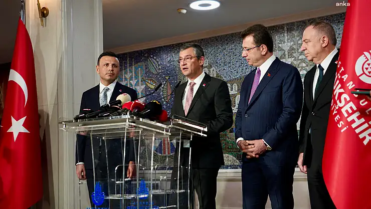 Ekrem İmamoğlu'ndan Özgür Özel'e Tebrik Mesajı