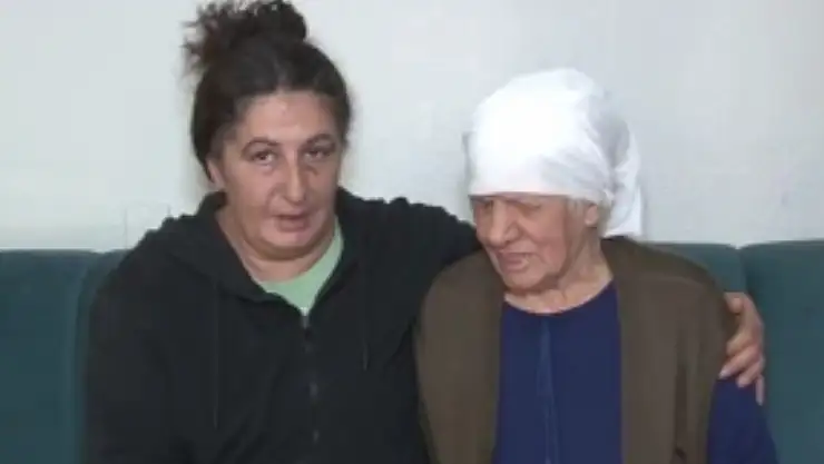 Emine teyzeye yardım eli uzatıldı, gözyaşları dindi