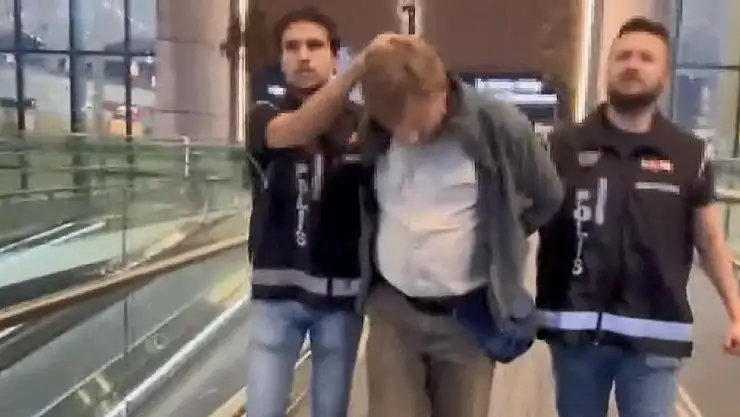 Endemik Hayvan Kaçıran Amerikalı Profesör Havalimanında Yakayı Ele Verdi