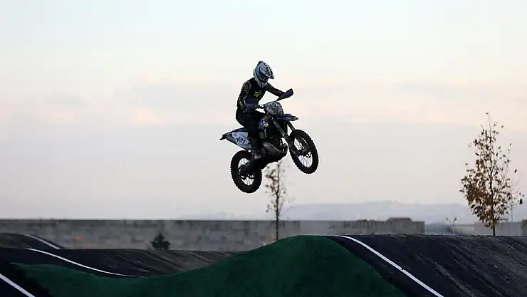 Enduro yarışları nefes kesti