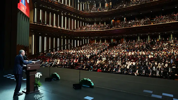 Erdoğan'dan Vahşi Kadın Cinayetlerine İlişkin: Gençlerimizi modern popüler kültürün insafına terk edemeyiz