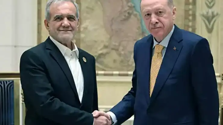 Erdoğan Mısır'da! Sisi ve Pezeşkiyan ile Kritik Görüşme