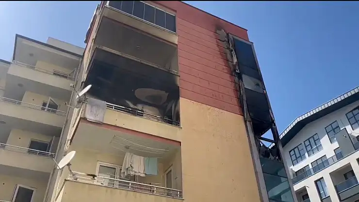 Eşiyle tartıştı, evi ateşe verdi