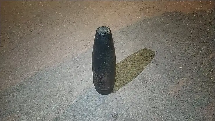 Evinden 1.Dünya Savaşından Kalma Patlamamış Bomba Çıktı! İşte Olayın Tüm Detayları