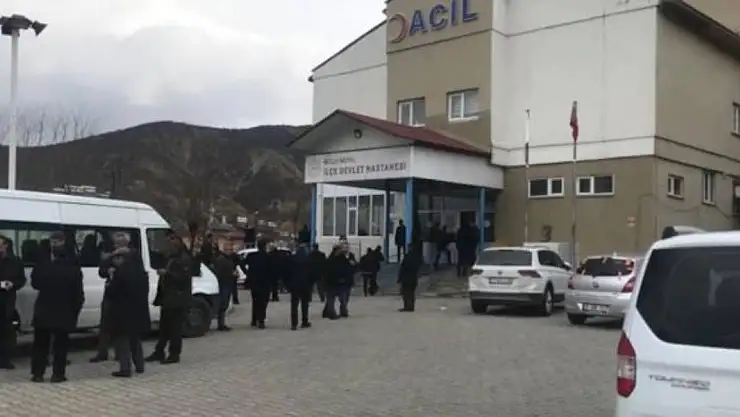 Evli Adam, Kaçırdığı Kızın Ailesinin Evini Basıp Katliam Yaptı 3 Ölü, 1 Yaralı