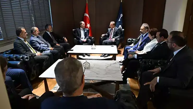 Fatih Erbakan, Yavuz Ağıralioğlu'nu ziyaret etti