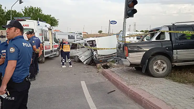 Feci Kazada Yaşlı Çift Hayatını Kaybetti